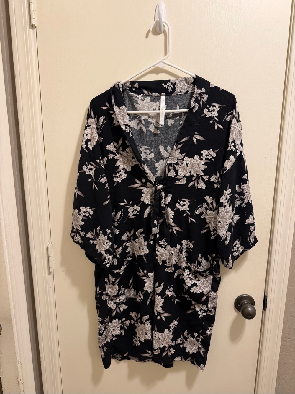 Spiritual Gangster Black Floral Tie Shirt with flaw see 5th pic
